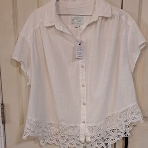 NWT American Eagle Outfitters White Button-Up Blouse with Lace Trim